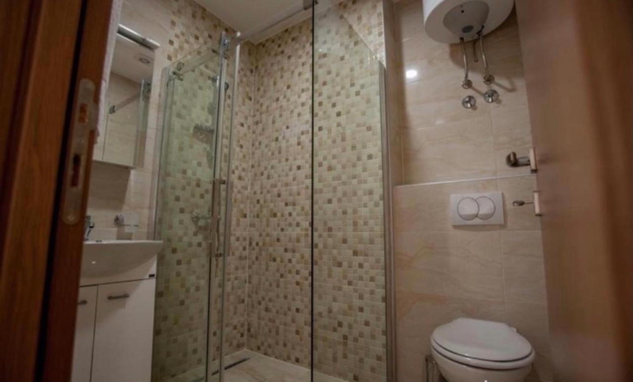 Delux Apartmani Dobra Voda Exterior foto